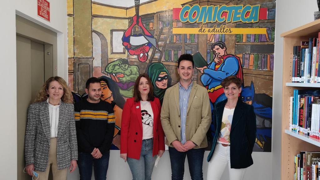 La Biblioteca Municipal de Socuéllamos cuenta con una nueva 'comicteca'.