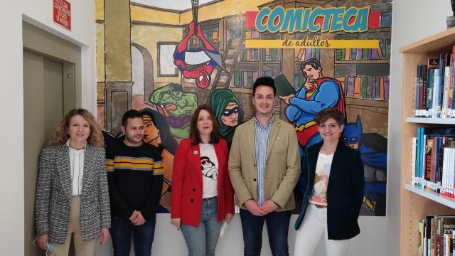 La Biblioteca Municipal de Socuéllamos cuenta con una nueva 'comicteca'.