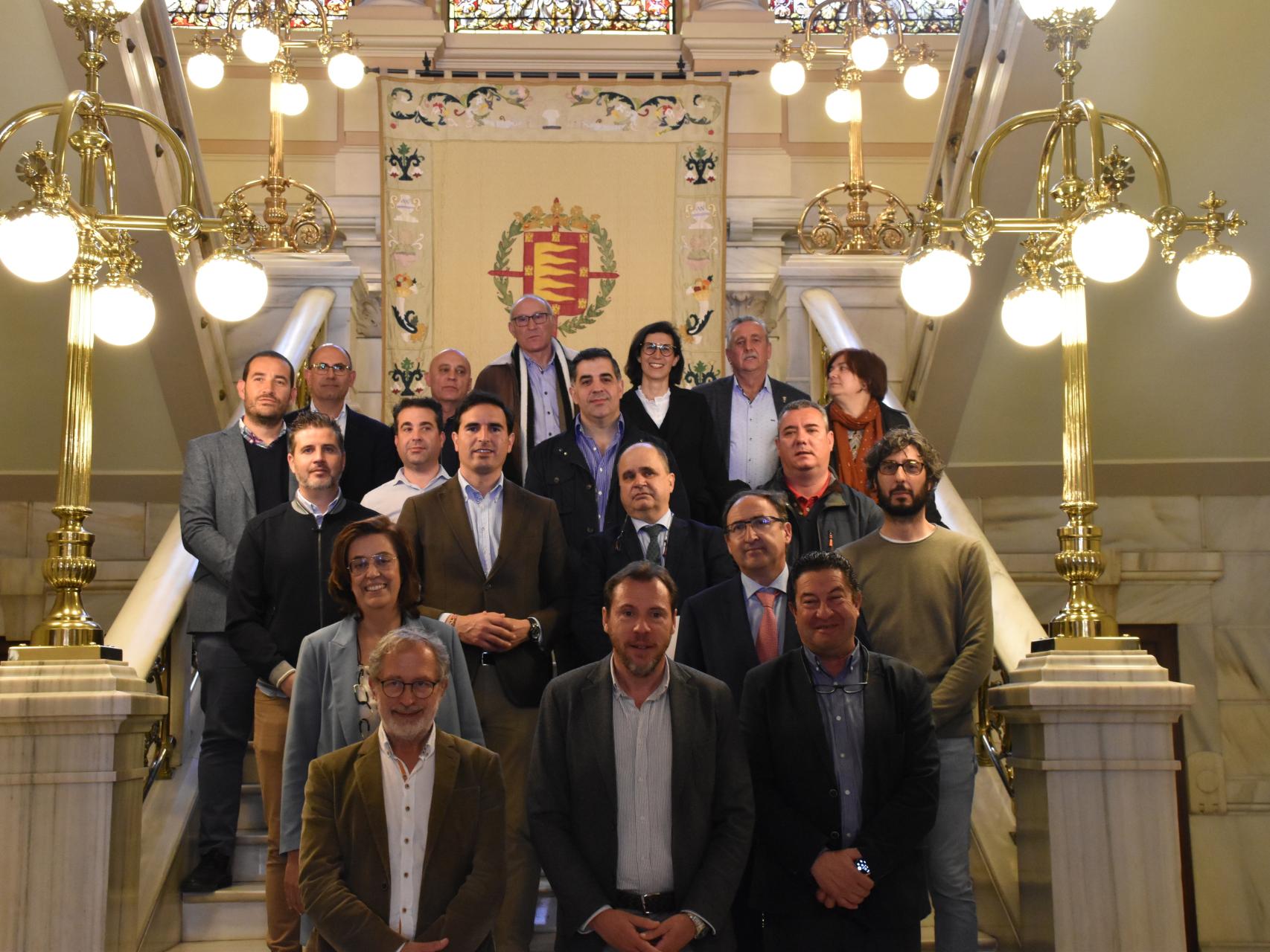 Ayuntamientos, diputaciones y Junta reivindican el corredor de cercanías Medina-Valladolid-Palencia.