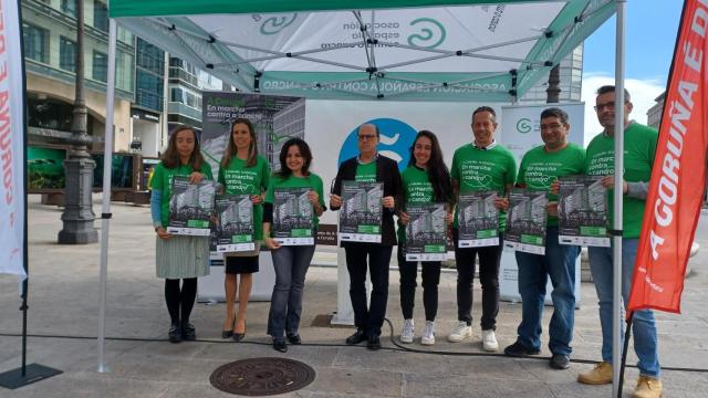 Presentación de la Carrera contra el cáncer en el Obelisco.