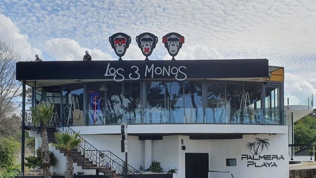 Los 3 Monos en Samil, Vigo.