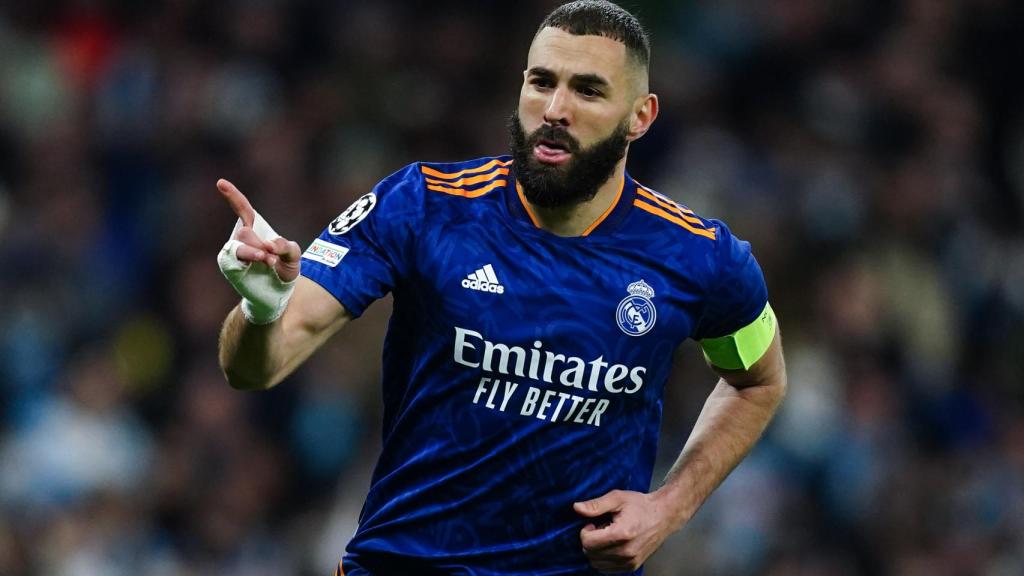Celebración de Karim Benzema de un gol en el Manchester City - Real Madrid