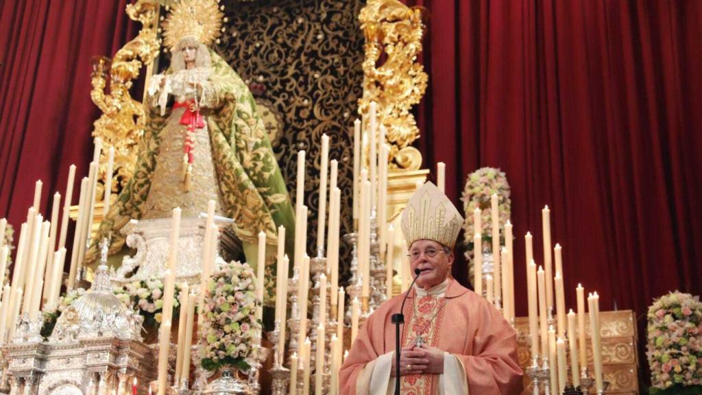 Carlos Amigo Vallejo, durante la celebración del triduo a la Esperanza en 2018.