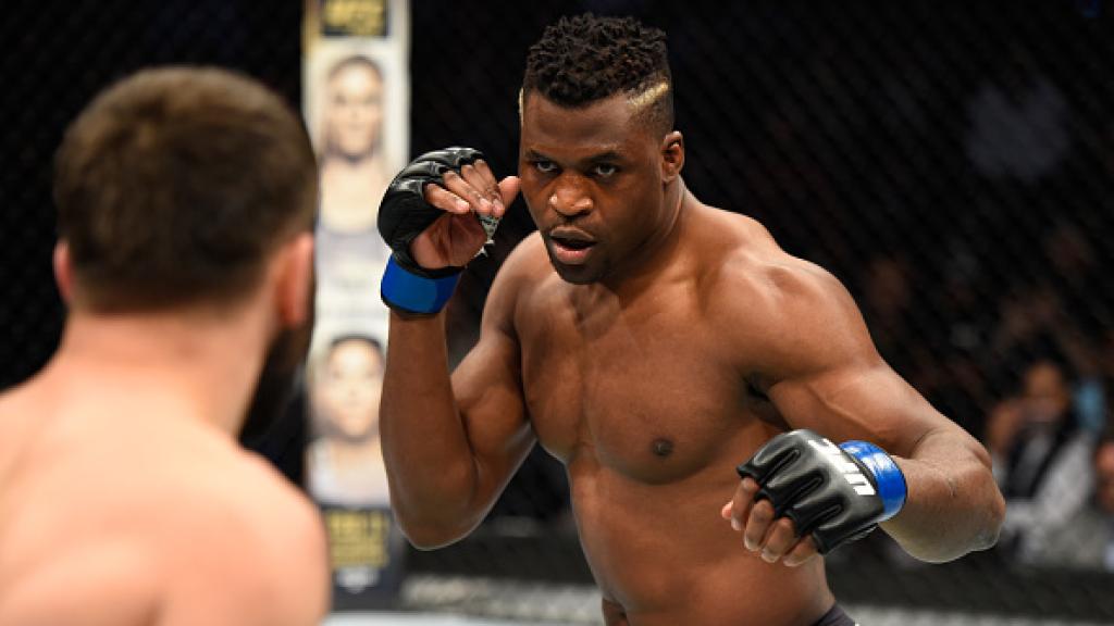 Francis Ngannou, en una pelea en UFC