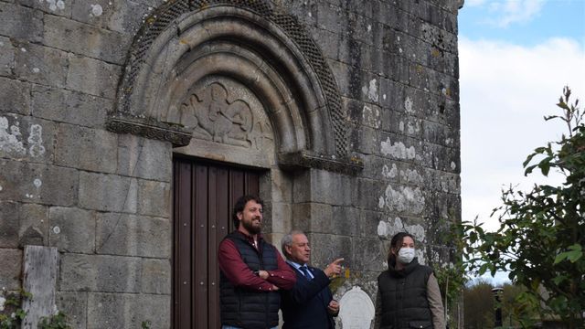 El presidente de la Diputación de Lugo, José Tomé, en la presentación de las rutas sobre patrimonio románico de la provincia.