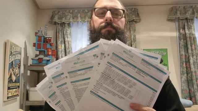 Luis, afectado por másLuz.