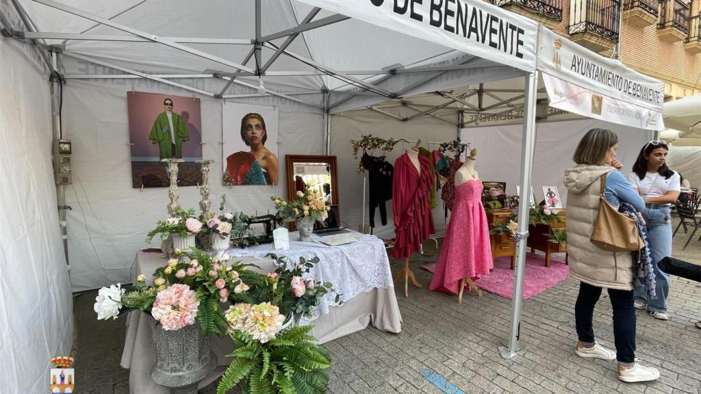 Expositor de la feria en Benavente
