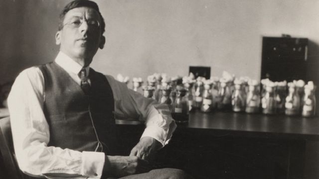 Antonio de Zulueta en 1930 en el laboratorio californiano de Caltech (Pasadena). Foto: MNCN