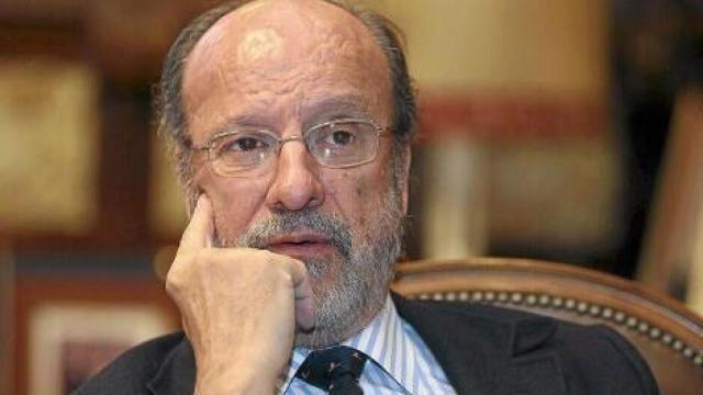 Francisco Javier León de la Riva