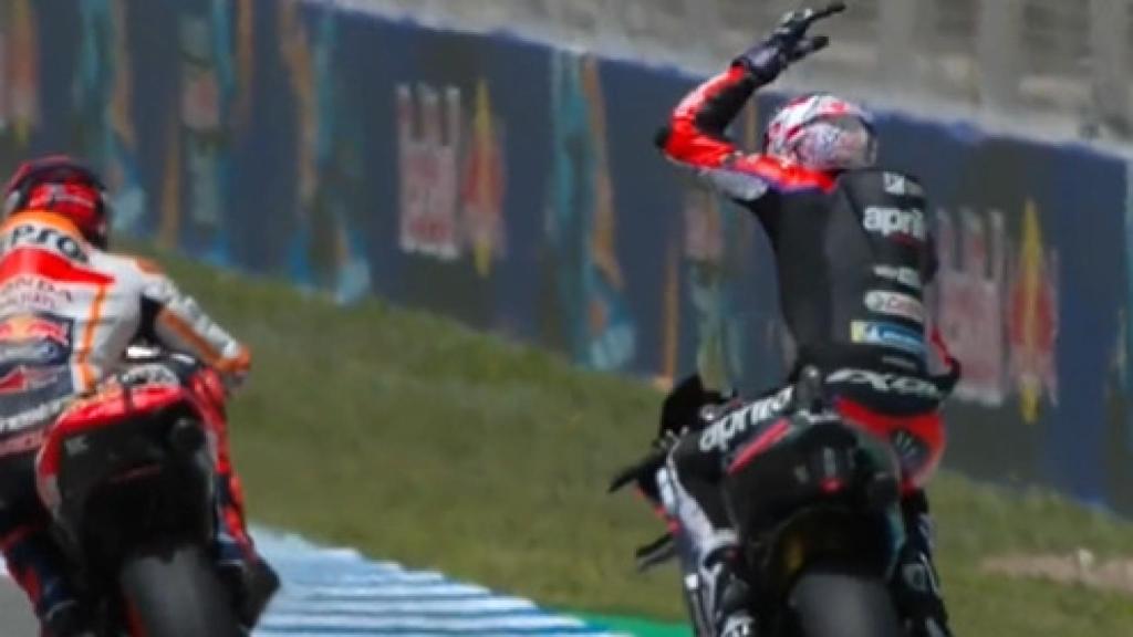 Aleix Espargaró discutiendo con Marc Márquez