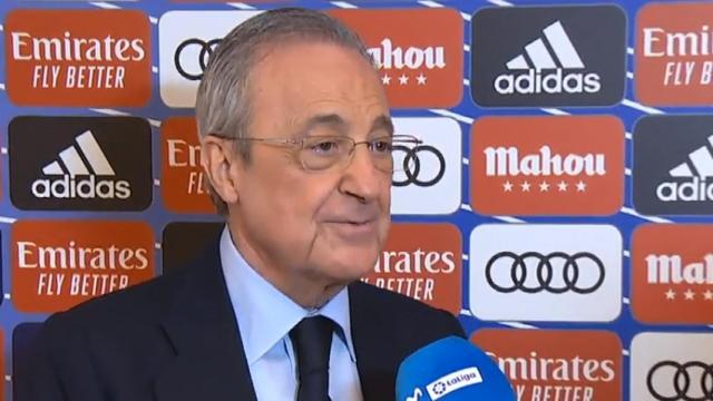 Florentino Pérez, con el micro de Movistar+.