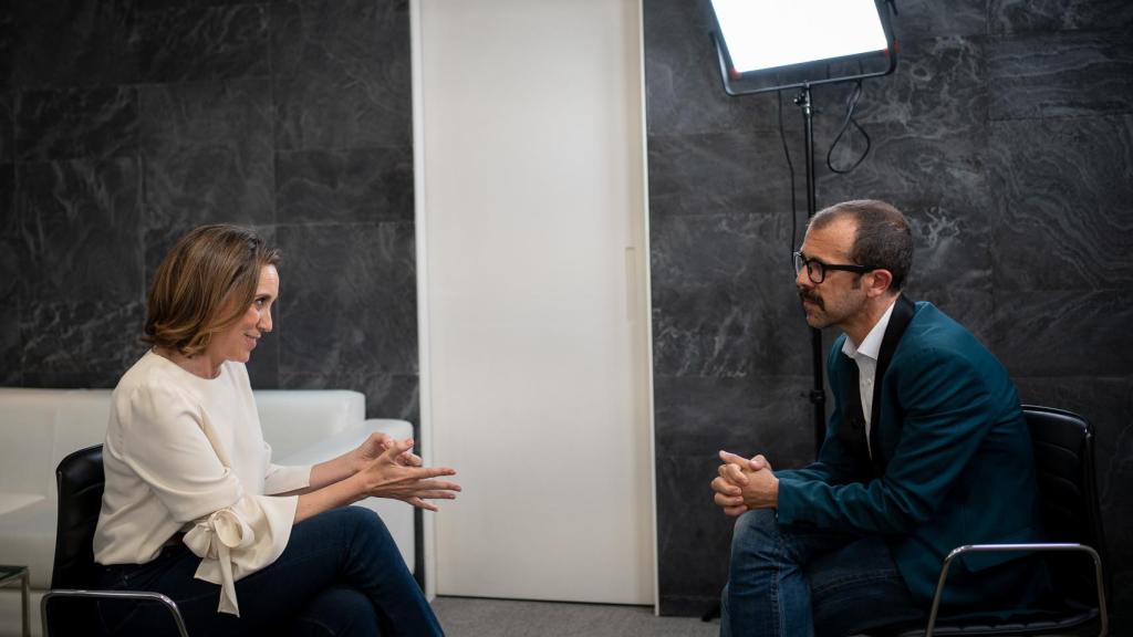 Cuca Gamarra, entrevistada por Alberto D. Prieto, subdirector de EL ESPAÑOL.