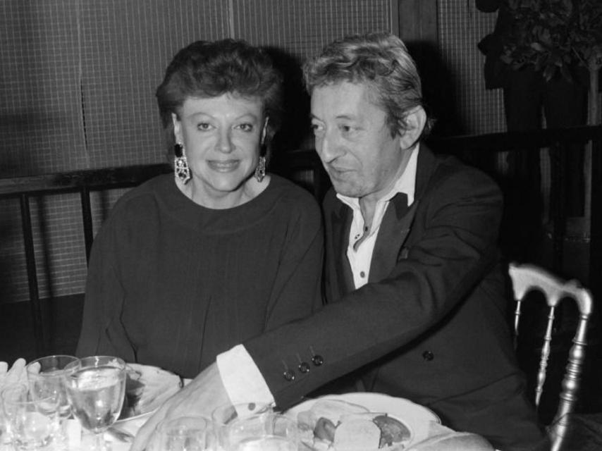 Régine con Serge Gainsbourg en una de sus colosales fiestas.