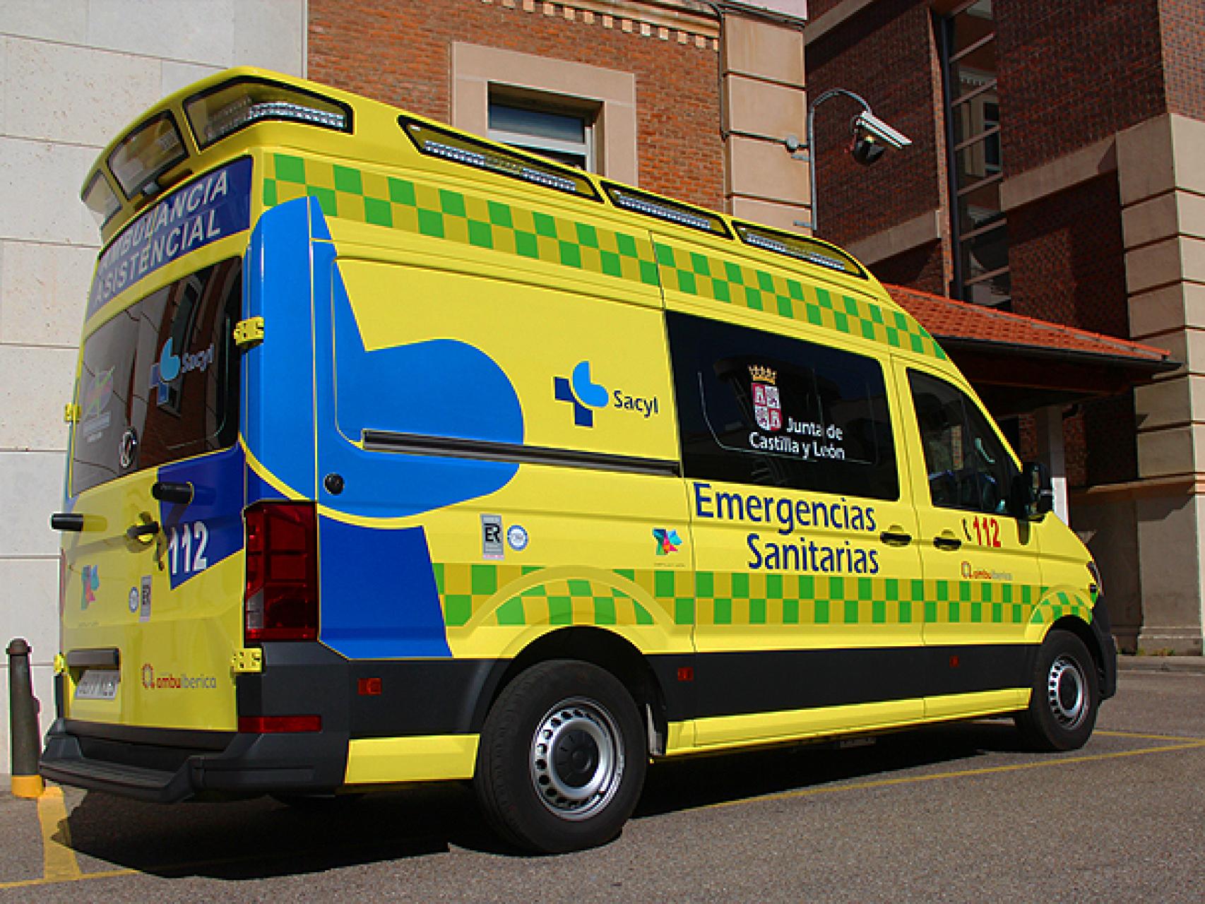 Ambulancia medicalizada del Sacyl.