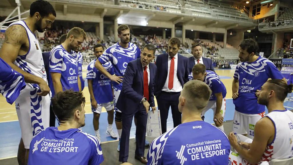 El proyecto de García de Vitoria en HLA Alicante se ha estrellado por diversos factores.