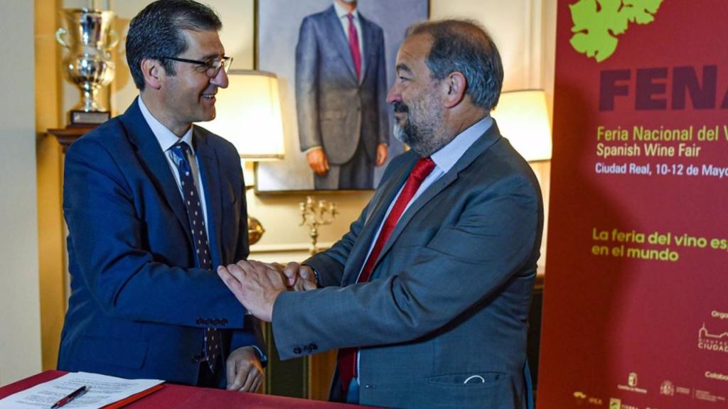 Protagonismo de la UCLM en Fenavin para difundir su oferta en el sector de la vid y el vino
