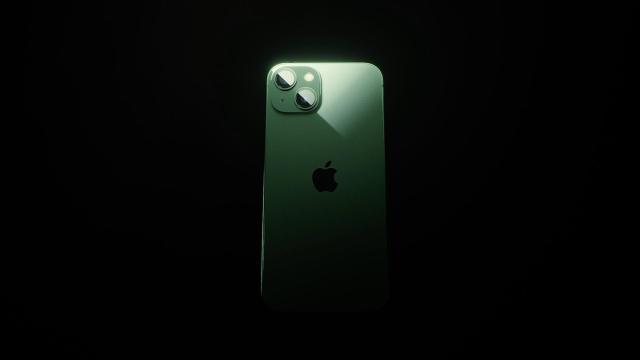 iPhone 13