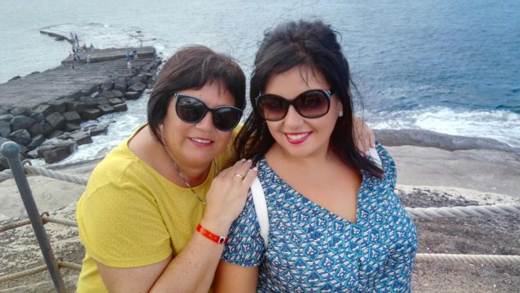 Beni junto a su hija Sara, en una de las numerosas escapadas que hacían por Galicia.