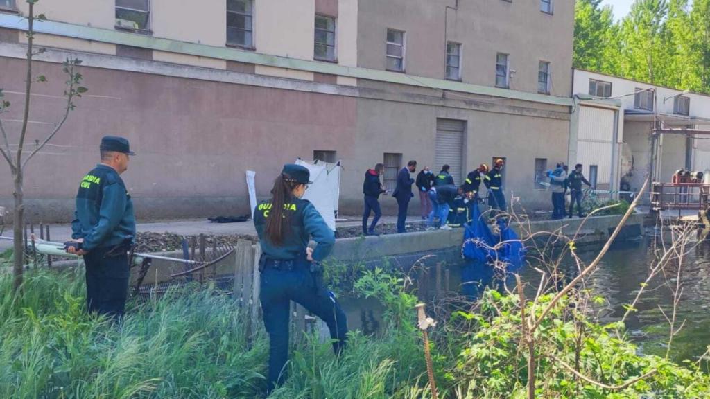 Hallan el cadáver de una joven en balsa de agua de una harinera de Benavente