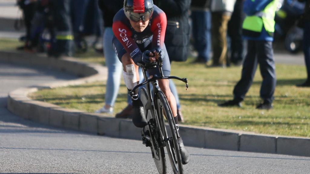Richard Carapaz durante la contrarreloj del Tour de La Provenza 2022