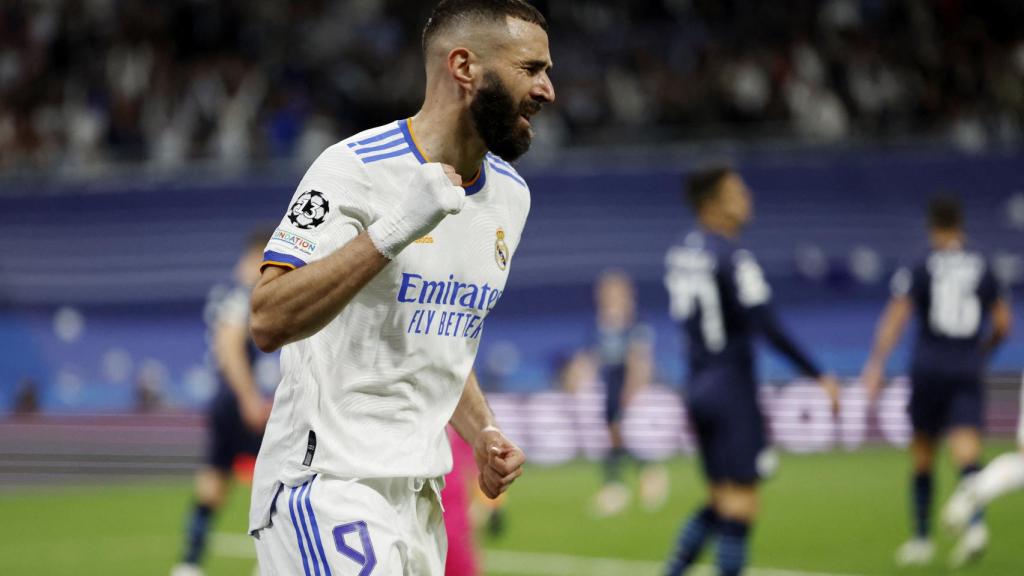 Karim Benzema celebra el primer gol de Rodrygo Goes al Manchester City