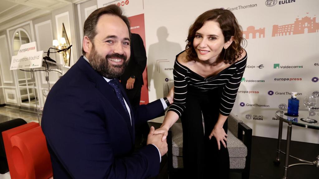 El presidente del PP CLM, Paco Núñez, con la presidenta de la Comunidad de Madrid, Isabel Díaz Ayuso.