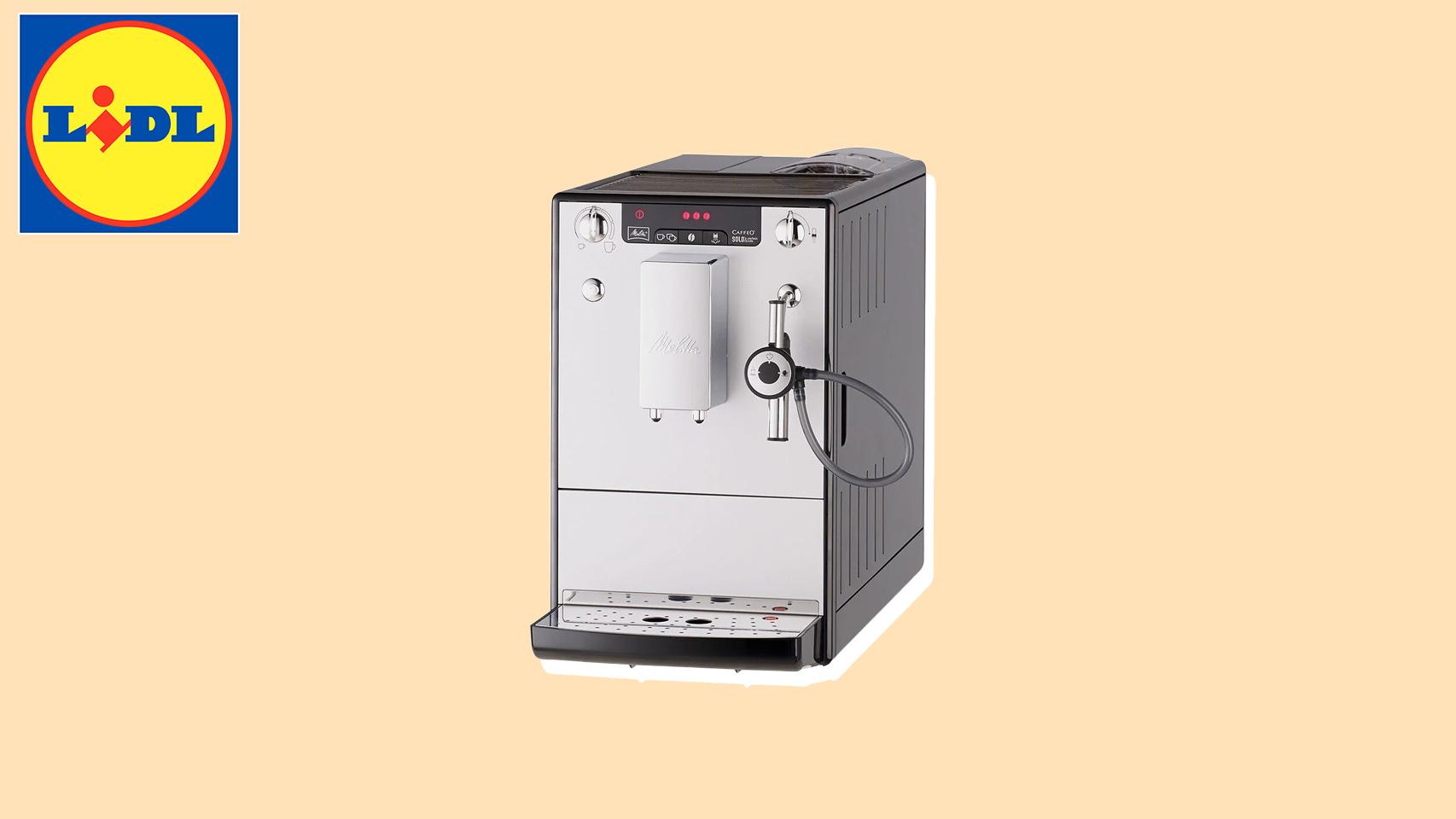 Cafetera automática de Melitta en un fotomontaje.