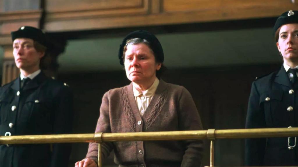 El secreto de Vera Drake, la 'mártir' que ayudó a cientos de mujeres a abortar de forma clandestina