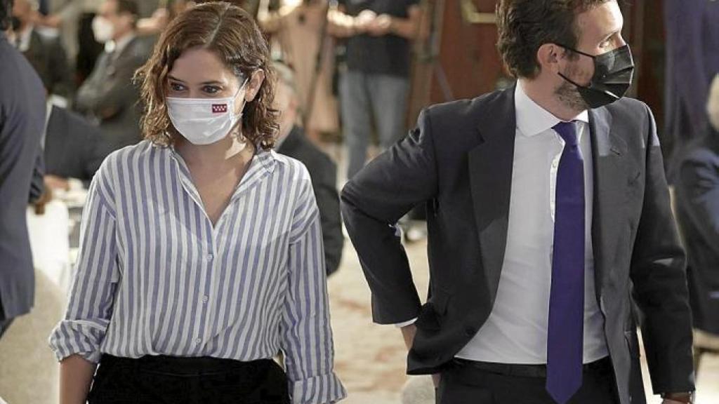 Isabel Díaz Ayuso y Pablo Casado, en una imagen de archivo en plena guerra política entre ambos./
