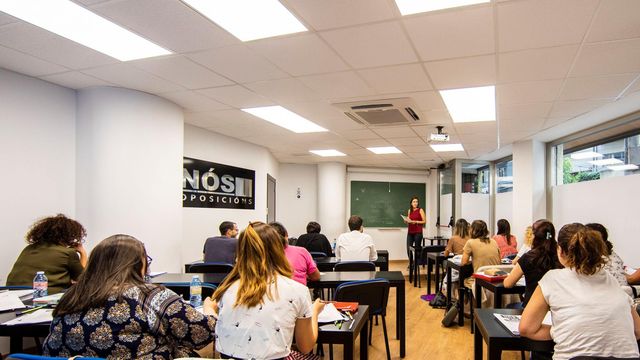 Nós Oposicións, formando opositores en Galicia desde hace casi 20 años