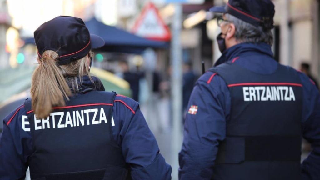 La Ertzaintza estrecha el cerco sobre el asesino en serie de Bilbao.