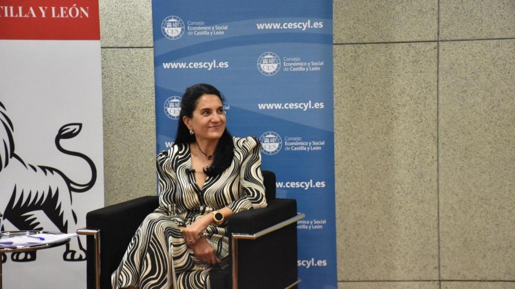 Emiliana Pizarro Lucas, directora del Servicio de Inserción Profesional, Prácticas, Empleo y Emprendimiento (SIPPE) de la Universidad de Salamanca