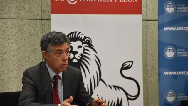 J.L. Hernández durante su ponencia en la Jornada