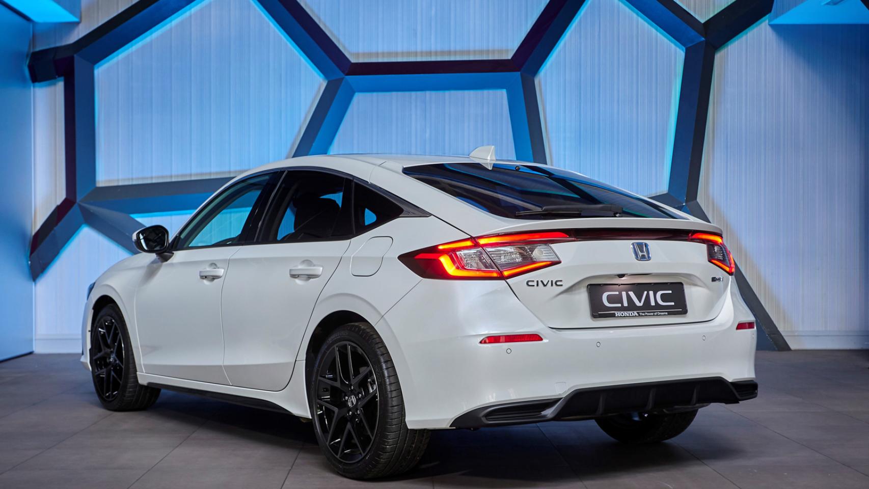 Nuevo Honda Civic: todas las fotos de este coche híbrido que llega en octubre