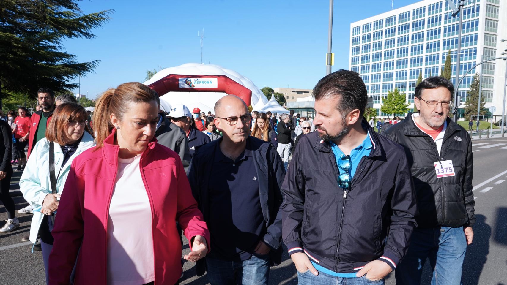 Tudanca junto a Barcones y Luis Vélez en la Marcha Asprona