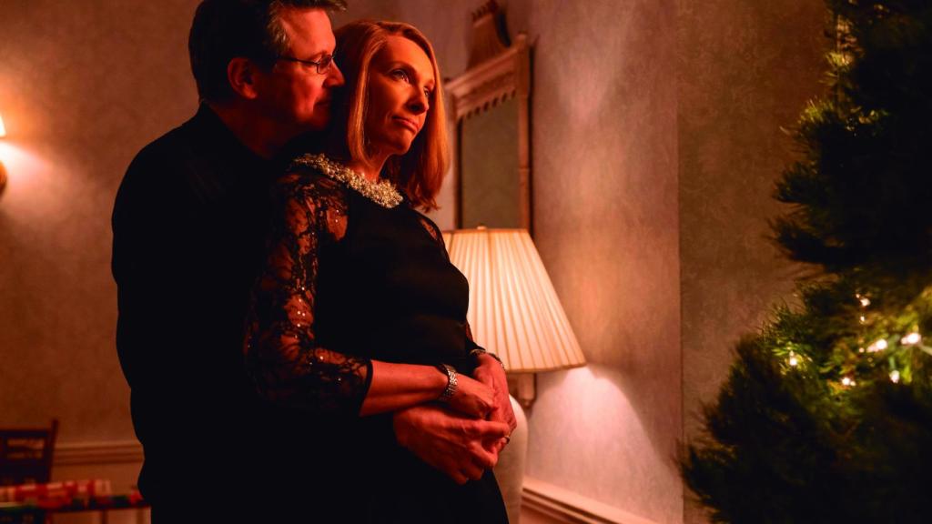 Colin Firth y Toni Collette en 'The Staircase'
