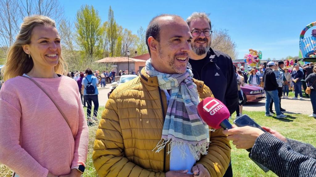 Pablo Bellido, presidente de las Cortes de Castilla-La Mancha, este domingo en Barbatona (Guadalajara).