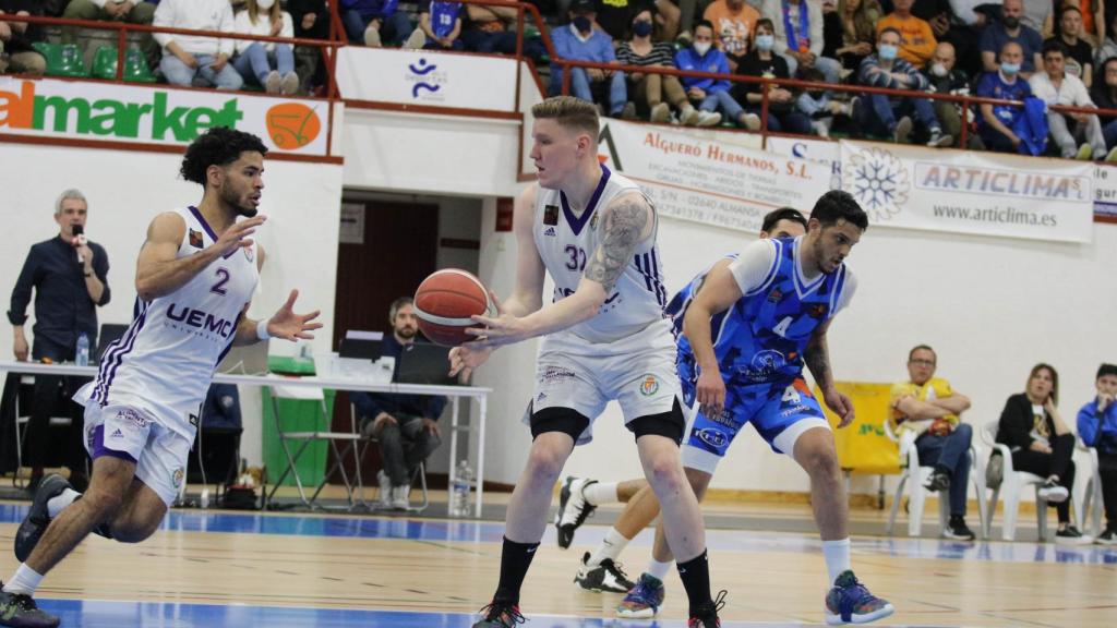 CB Almansa con Afanion - UEMC Real Valladolid Baloncesto