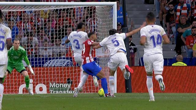 Penalti de Jesús Vallejo