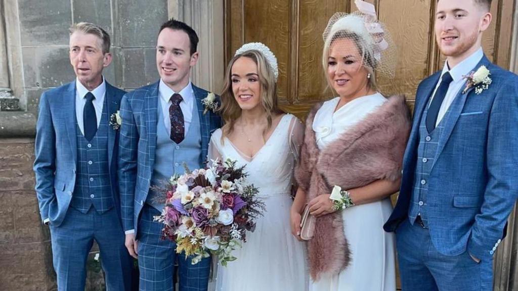 Michelle O'Neill, en la boda de su hija.