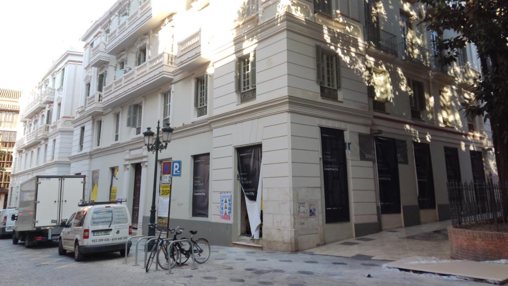 Imagen del local de la Plaza del Teatro, en Málaga, donde estará situado el local de Grupo Consentino.