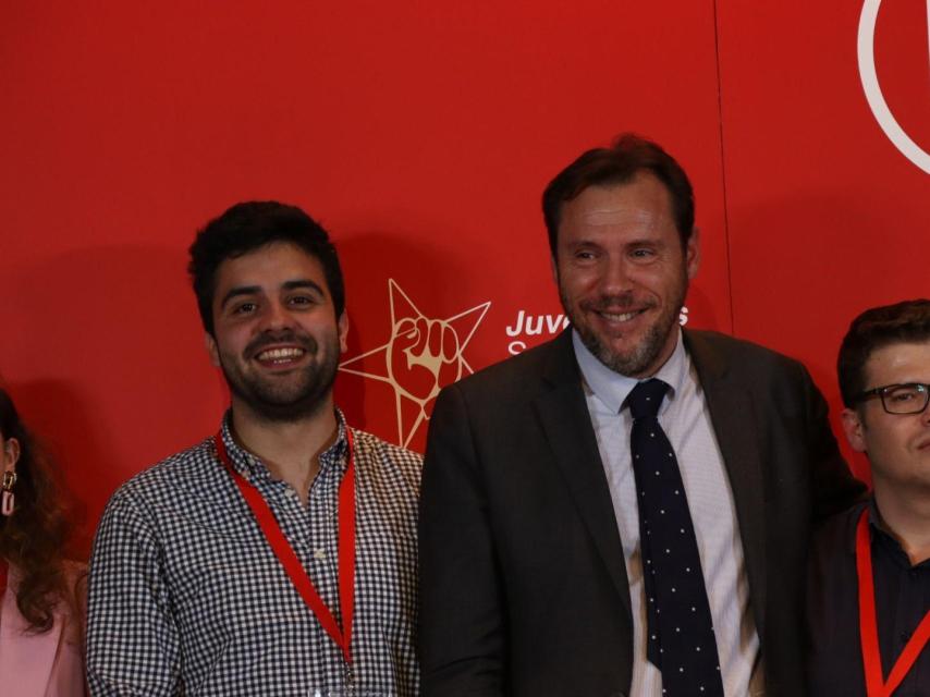 Diego Vallejo junto a Óscar Puente