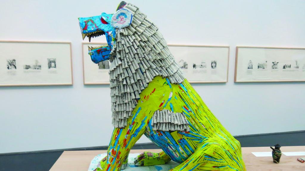 Reconstrucción del artista Michael Rakowitz de objetos robados del Museo Nacional de Iraq