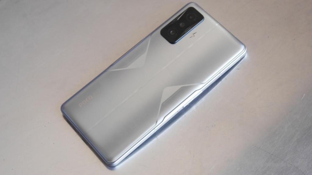 Poco F4 GT