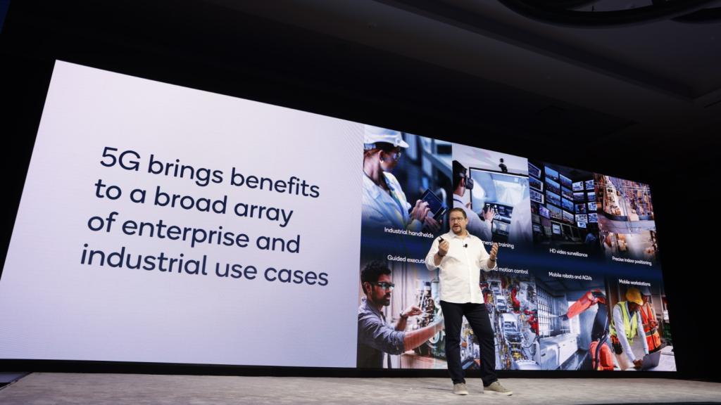 Cristiano Amon, CEO de Qualcomm durante la keynote.