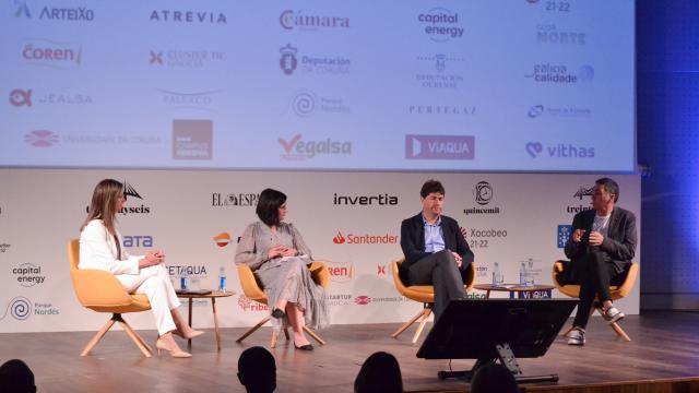 Imagen de la mesa redonda 'Urbanismo sostenible y regeneración urbana', en la segunda jornada del Foro Económico Español 'La Galicia que viene'.