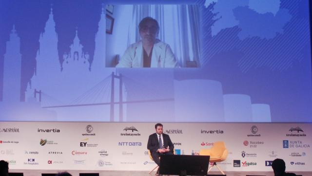 Cirujano Diego González Rivas interviene desde Kuwait en el Foro Económico Español 'La Galicia que viene'.