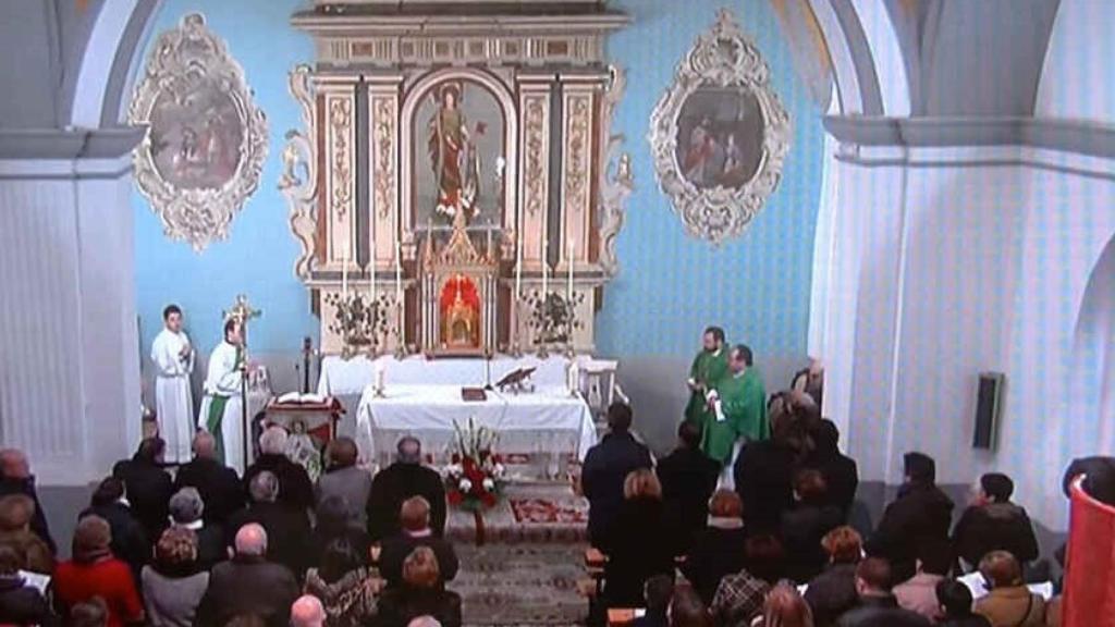 Una ceremonia religiosa en la que participó el cura condenado por abusos sexuales.