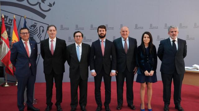 El vicepresidente de la Junta, Juan García-Gallardo, preside el acto de toma de posesión de los nuevos altos cargos de la Consejería de la Presidencia.