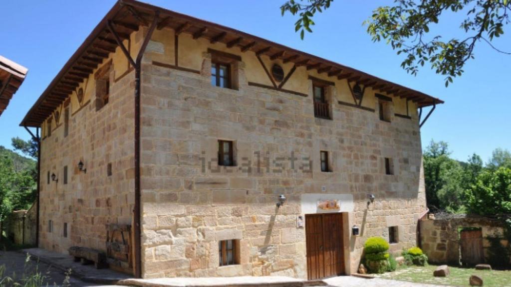 Casa rural a la venta en Burgos.